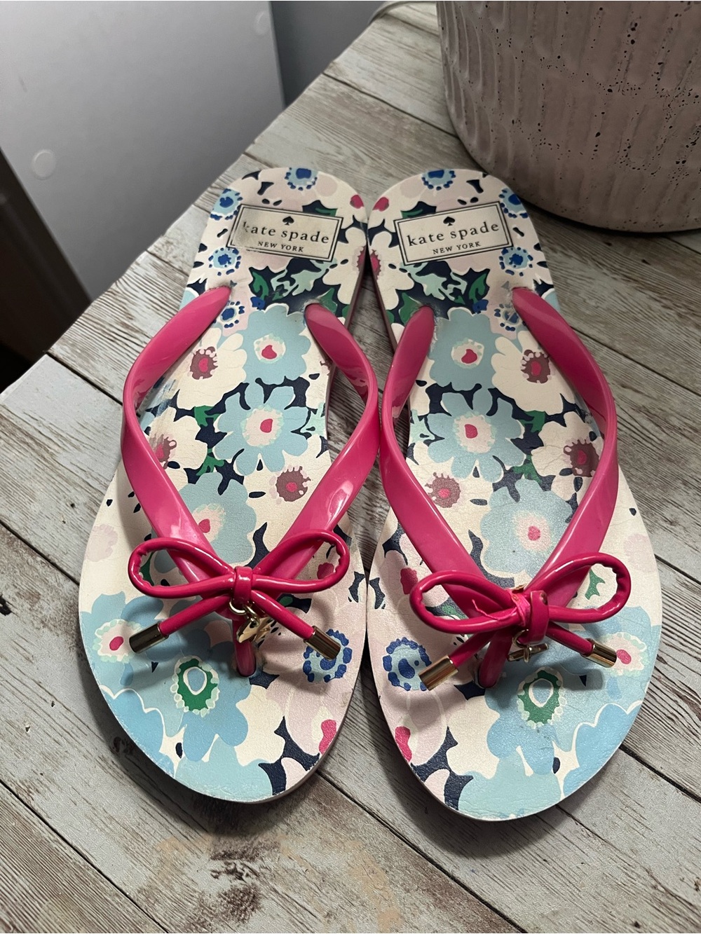 Kate Spade floral flip flop